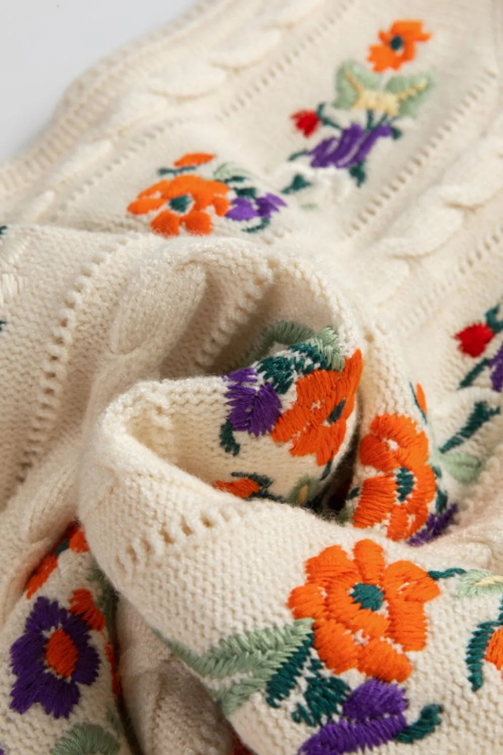 f2297e98-d3f8-42d0-a49c-e82e9750ae15-Max